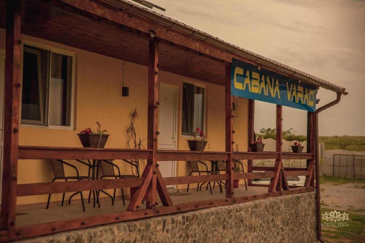 Cabana Varad Coronini Moldova Veche Eksteriør billede